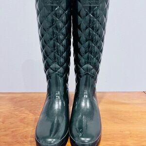 Hunter Quilted Tall Rain Boots in charcoal